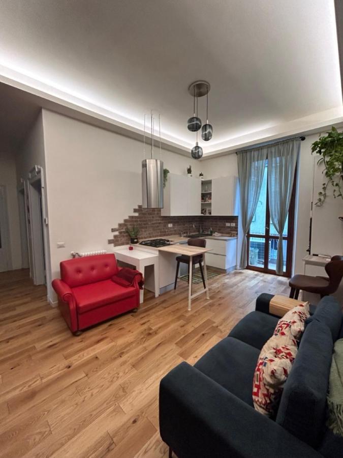 Gam Gam Isola Room Rent Milão Exterior foto