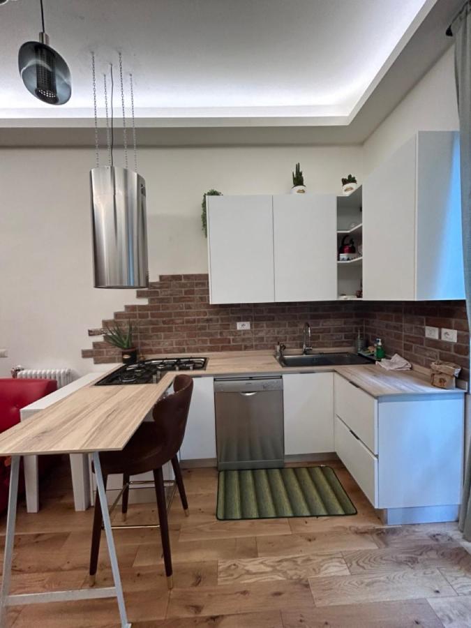 Gam Gam Isola Room Rent Milão Exterior foto