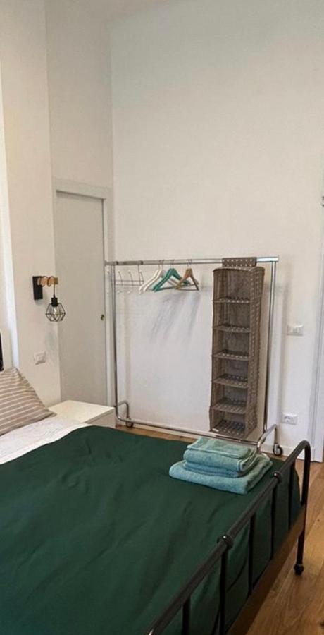 Gam Gam Isola Room Rent Milão Exterior foto